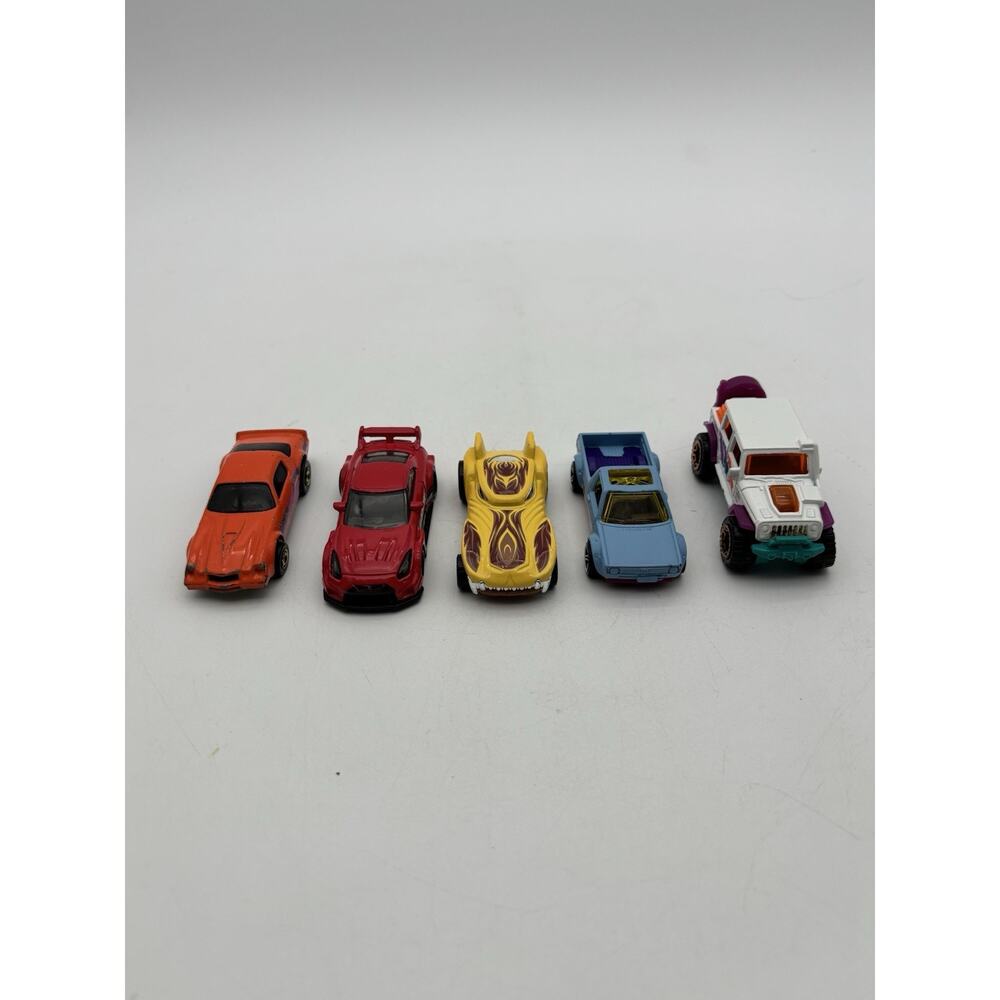Vintage Hot Wheels Lot Of 5 Cars. FJ, Camaro, VW, Nissan GT And Howlin Heat.